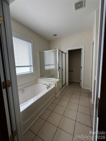 6111 Maple Leaf Avenue, Harrisburg, NC 28075