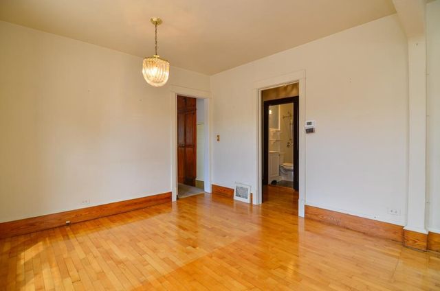 1323 N KENILWORTH AVENUE, Appleton, WI 54911