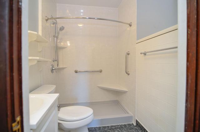 1323 N KENILWORTH AVENUE, Appleton, WI 54911