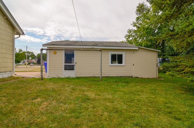 1323 N KENILWORTH AVENUE, Appleton, WI 54911