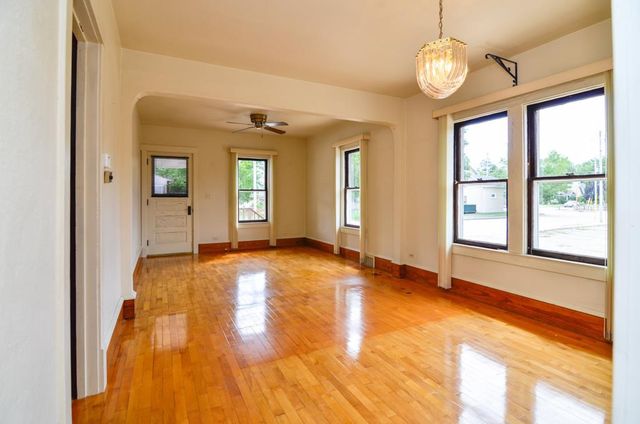 1323 N KENILWORTH AVENUE, Appleton, WI 54911