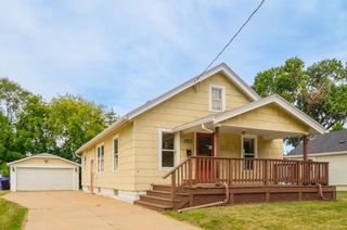 1323 N KENILWORTH AVENUE, Appleton, WI 54911