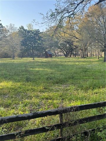 9170 Little River Road, Bayou La Batre, AL 36509