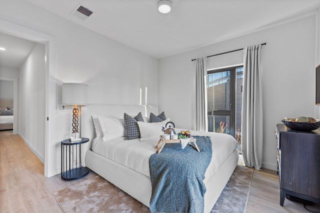 635 7th Ave S Apt 501, Nashville, TN 37203