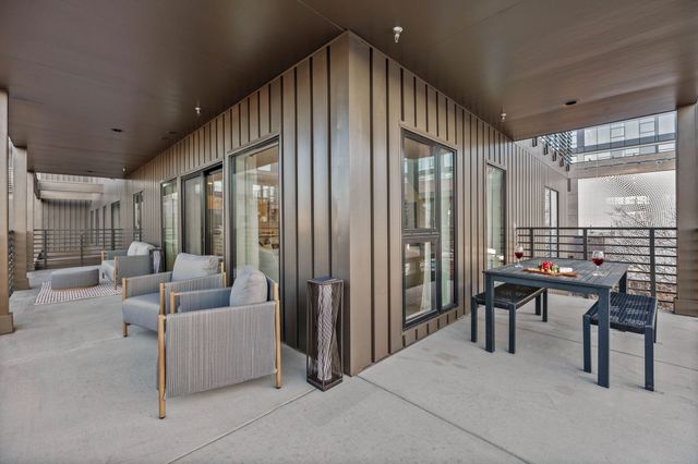 635 7th Ave S Apt 501, Nashville, TN 37203