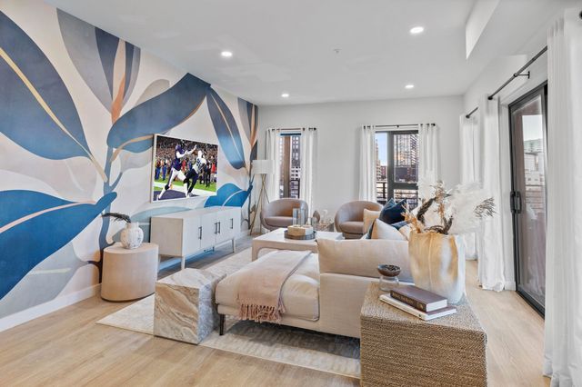 635 7th Ave S Apt 501, Nashville, TN 37203