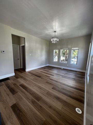 56 Pelham Streetr 0, Methuen, MA 01844