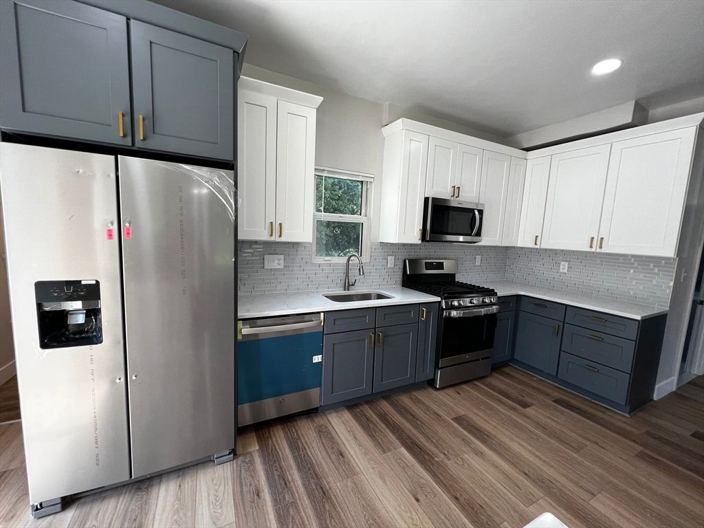 56 Pelham Streetr 0, Methuen, MA 01844