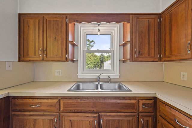 3260 Avalon Road, Columbus, OH 43221