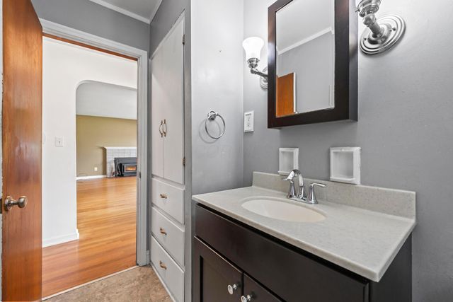 3260 Avalon Road, Columbus, OH 43221