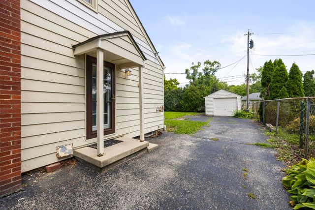 3260 Avalon Road, Columbus, OH 43221