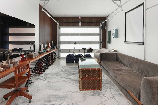 1523 Johnson St, Hollywood, FL 33020