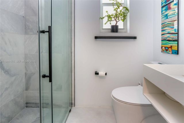 1523 Johnson St, Hollywood, FL 33020