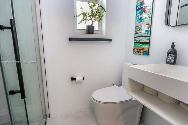 1523 Johnson St, Hollywood, FL 33020