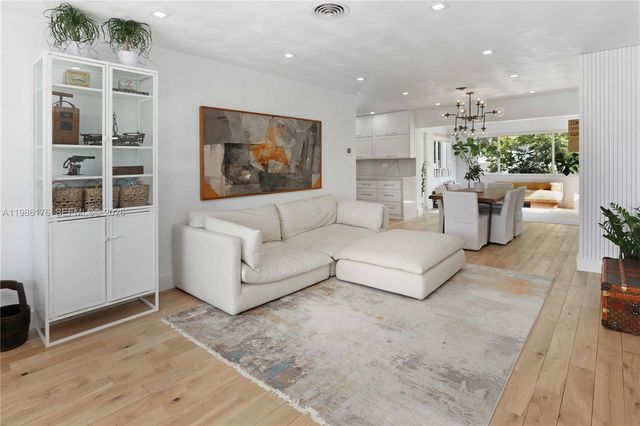 1523 Johnson St, Hollywood, FL 33020