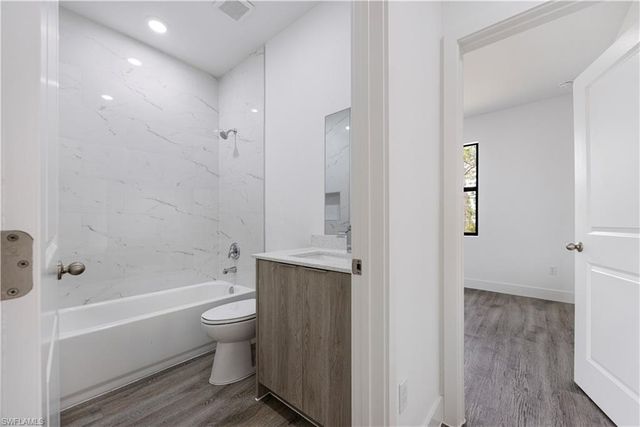 1217 Cellini ST E, Lehigh Acres, FL 33974