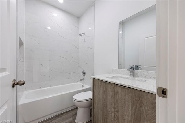 1217 Cellini ST E, Lehigh Acres, FL 33974