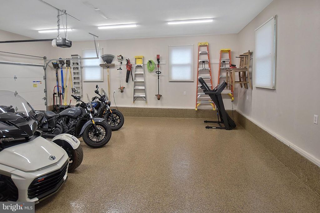 Image 15 of property listing at 27709 BRIGHT RD, Goldsboro, MD 21636