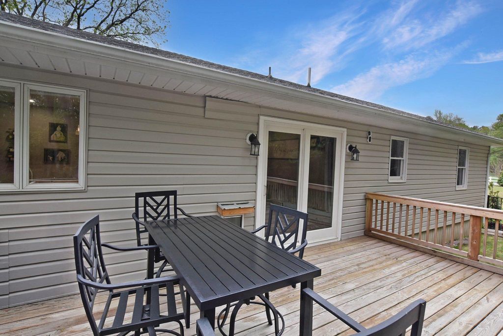 Image 19 of property listing at 27709 BRIGHT RD, Goldsboro, MD 21636