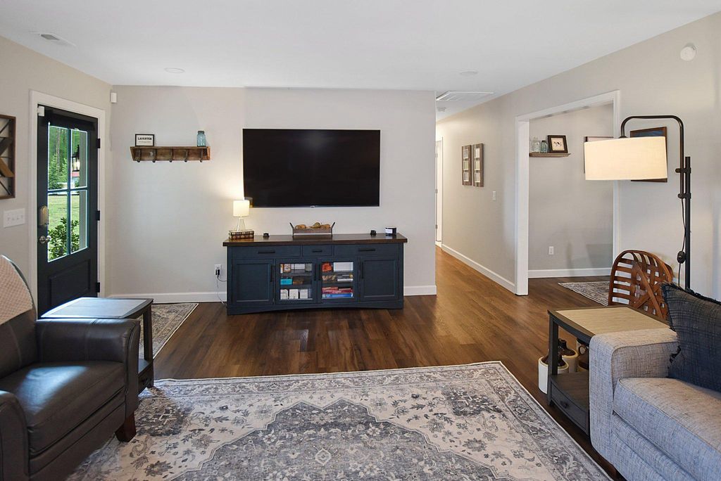 Image 23 of property listing at 27709 BRIGHT RD, Goldsboro, MD 21636