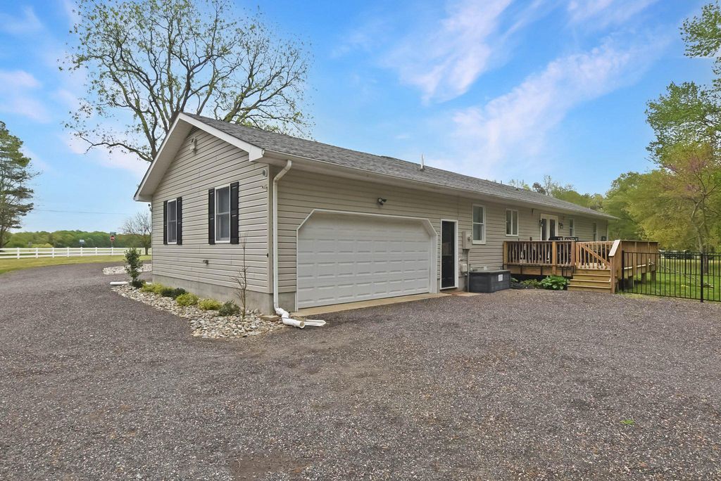 Image 37 of property listing at 27709 BRIGHT RD, Goldsboro, MD 21636