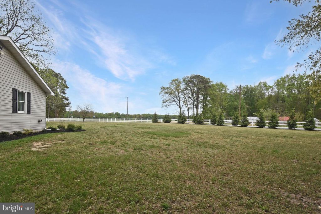 Image 39 of property listing at 27709 BRIGHT RD, Goldsboro, MD 21636