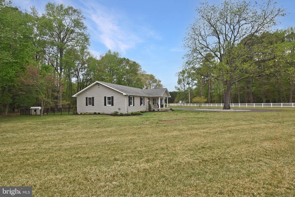 Image 40 of property listing at 27709 BRIGHT RD, Goldsboro, MD 21636