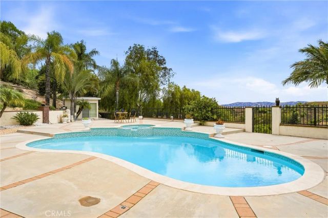 19704 Saddlecrest, Walnut, CA 91789