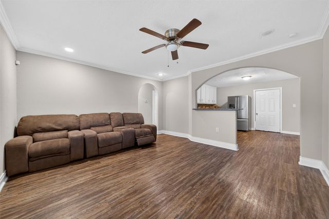 2510 Windsor Lane, Pasadena, TX 77506