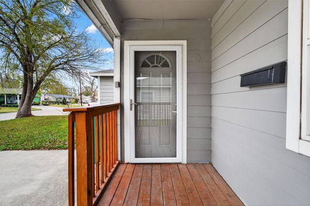 2510 Windsor Lane, Pasadena, TX 77506