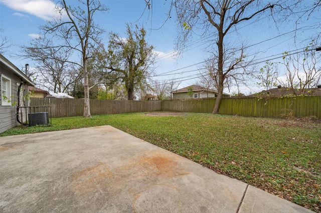 2510 Windsor Lane, Pasadena, TX 77506