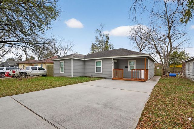 2510 Windsor Lane, Pasadena, TX 77506