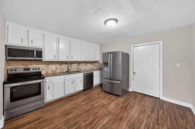 2510 Windsor Lane, Pasadena, TX 77506