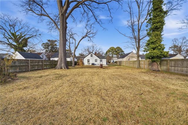 121 E Chester ST, Norfolk, VA 23503