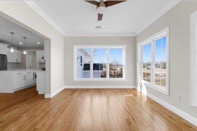 1 Springhill Rd, Dartmouth, MA 02747