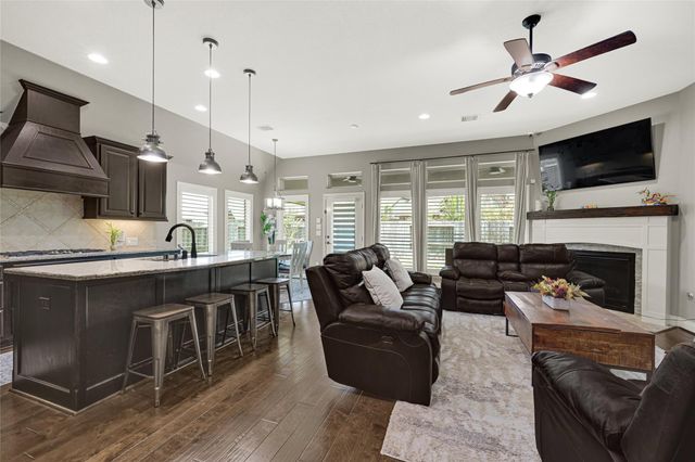 10111 Gentle River Way, Missouri City, TX 77459