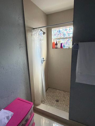 420 NW 7th Terrace, Pompano Beach, FL 33060