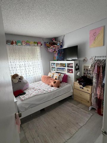 420 NW 7th Terrace, Pompano Beach, FL 33060