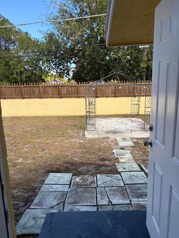 420 NW 7th Terrace, Pompano Beach, FL 33060