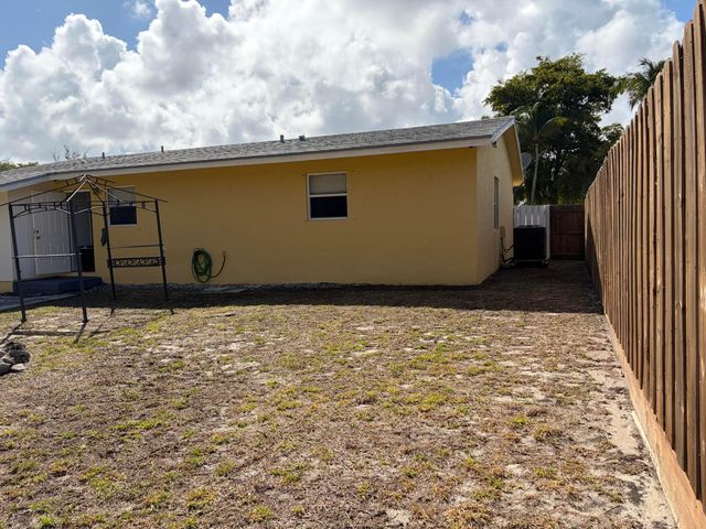 420 NW 7th Terrace, Pompano Beach, FL 33060