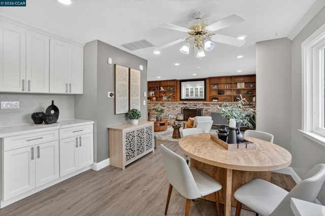 4310 4310 Foothill Way, Pittsburg, CA 94565