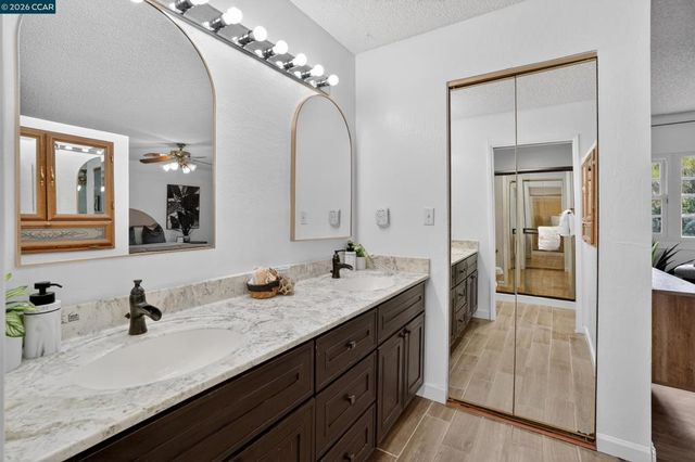 4310 4310 Foothill Way, Pittsburg, CA 94565