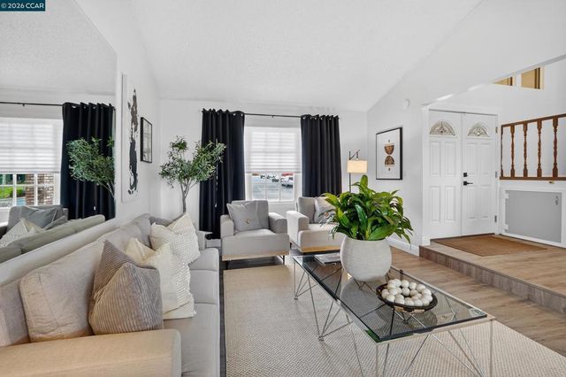 4310 4310 Foothill Way, Pittsburg, CA 94565