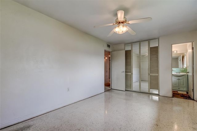 8586 FORSYTH DRIVE, Seminole, FL 33772