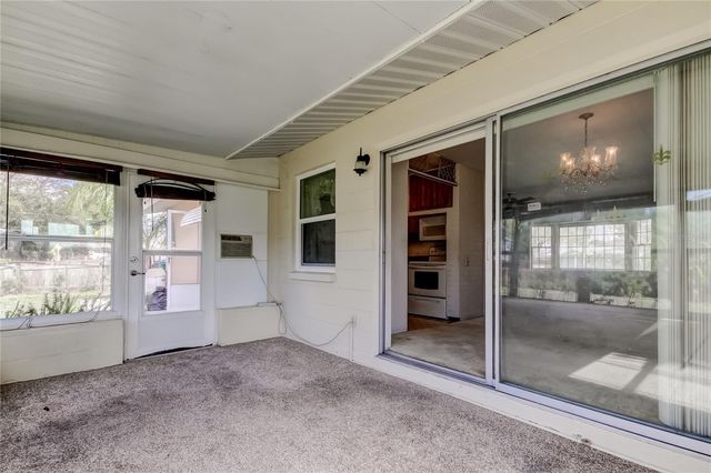 8586 FORSYTH DRIVE, Seminole, FL 33772