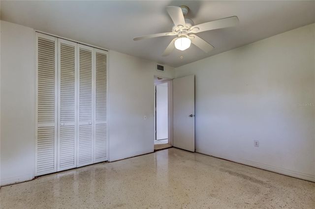 8586 FORSYTH DRIVE, Seminole, FL 33772