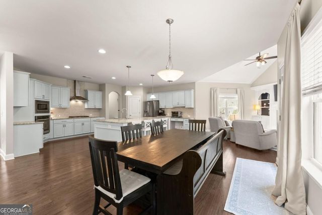 6570 CANYON Cove, Cumming, GA 30028