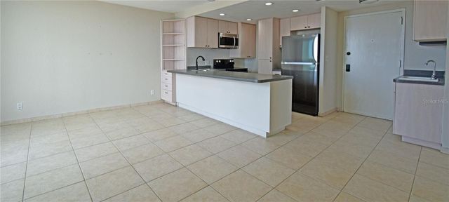 4015 BAYSHORE BOULEVARD 17F, Tampa, FL 33611