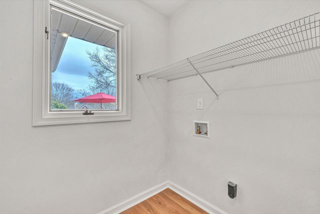 4925 Grape Tree LN, Roanoke, VA 24018