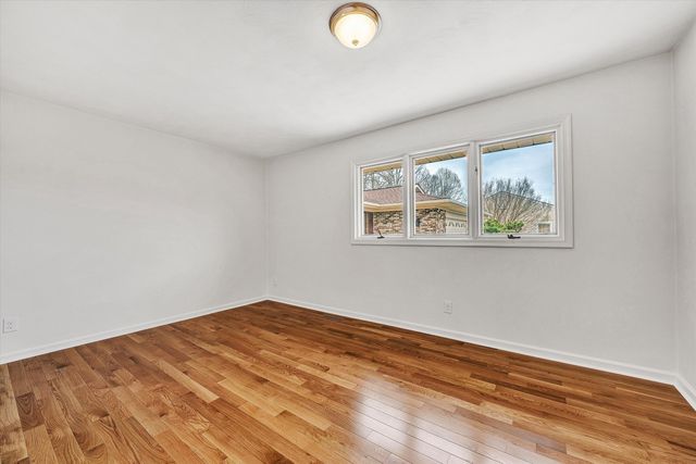 4925 Grape Tree LN, Roanoke, VA 24018